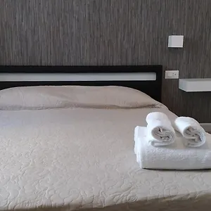 Cconforthotels R&b Gary House Bari