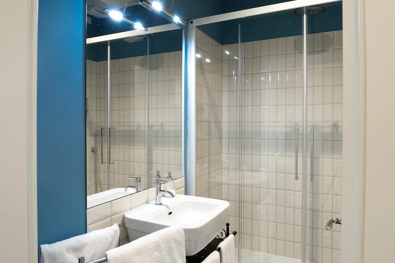 Almarossa Aparthotel Bologna 2*,